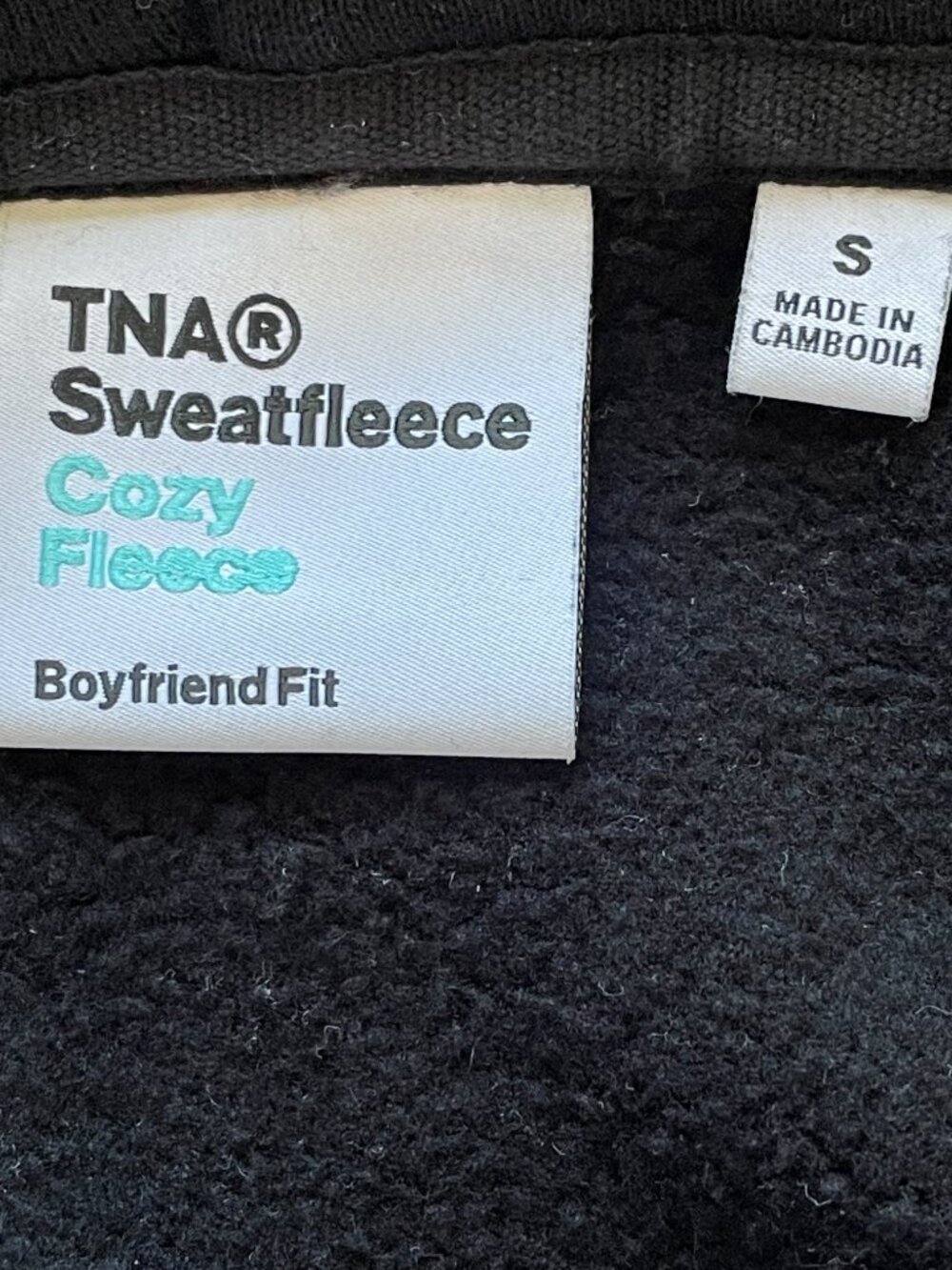 Aritzia TNA Cozy Fleece Boyfriend Boxy Zip Hoodie Black Logo Small 110459 - Picture 5 of 9
